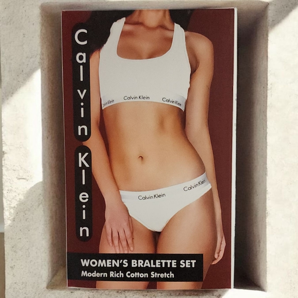 Calvin Klein White Womens Bralette Set